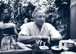 Enjoying an al fresco meal at The Barn restaurant in 1989
Photo courtesy of <i>The Advertiser</i>
Special thanks to Gillian Dooley and staff at 
the Dunstan Collection housed in the Flinders University Library