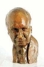 Bust of Sir William Lawrence Bragg (1890-1971) C.H., O.B.E., M.C., B.A.(Hons.)(Adelaide), F.R.S. by John W Mills (London 1933) 1962 (Morris Singer Art Founders, cast 2007) Braintree Bronze 38cm x 18cm x 22cm (maximum)
Photo by Mick Bradley