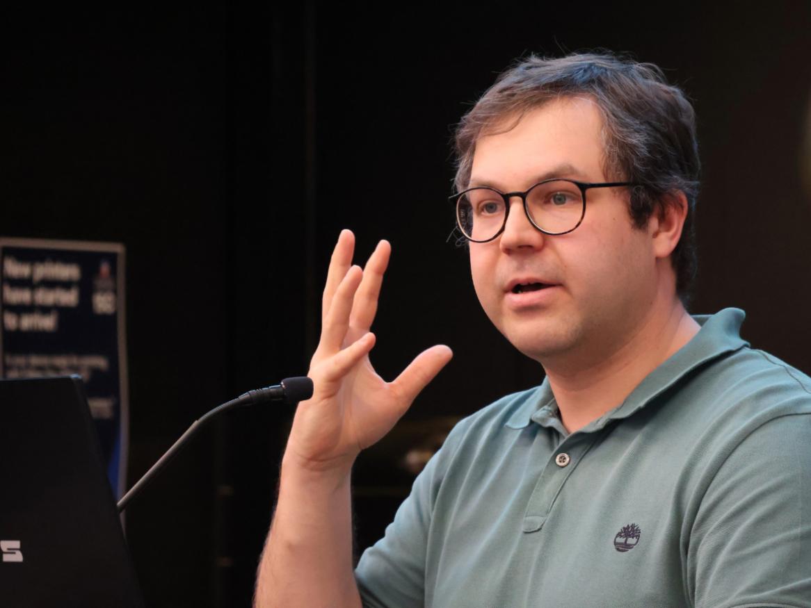 Dr Vladislav Golyanik
