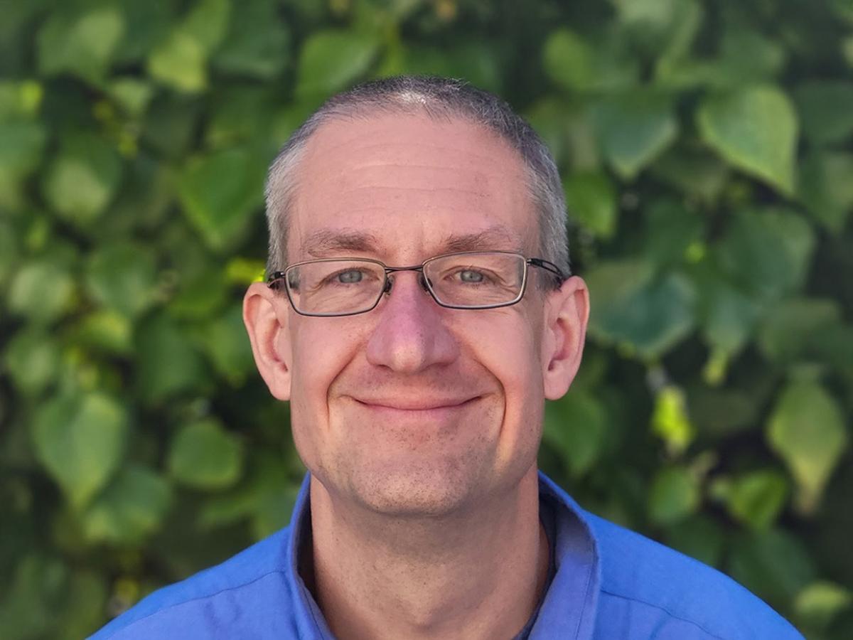 Dr Mike Weiss