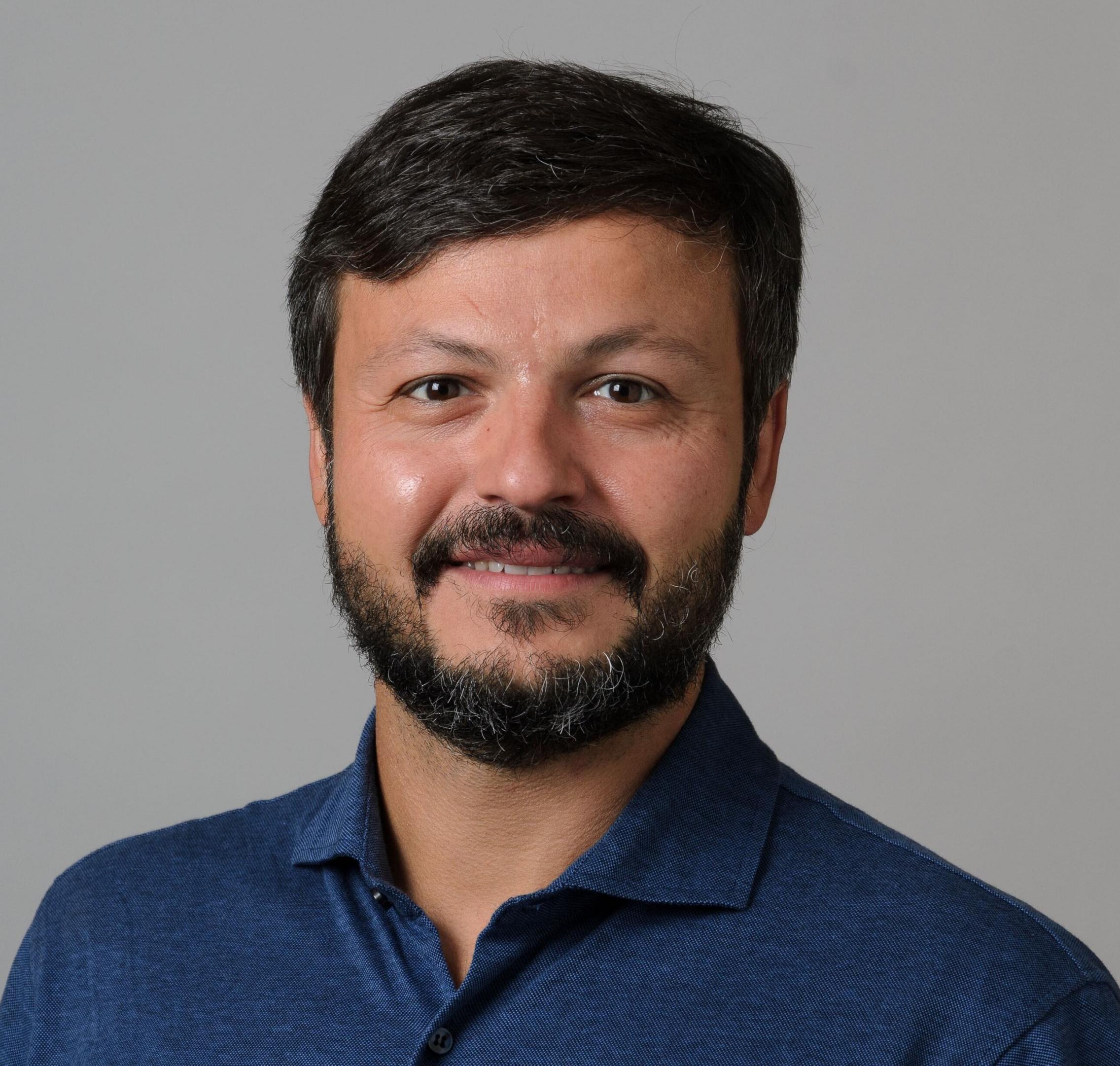Dr Francesco Carbone