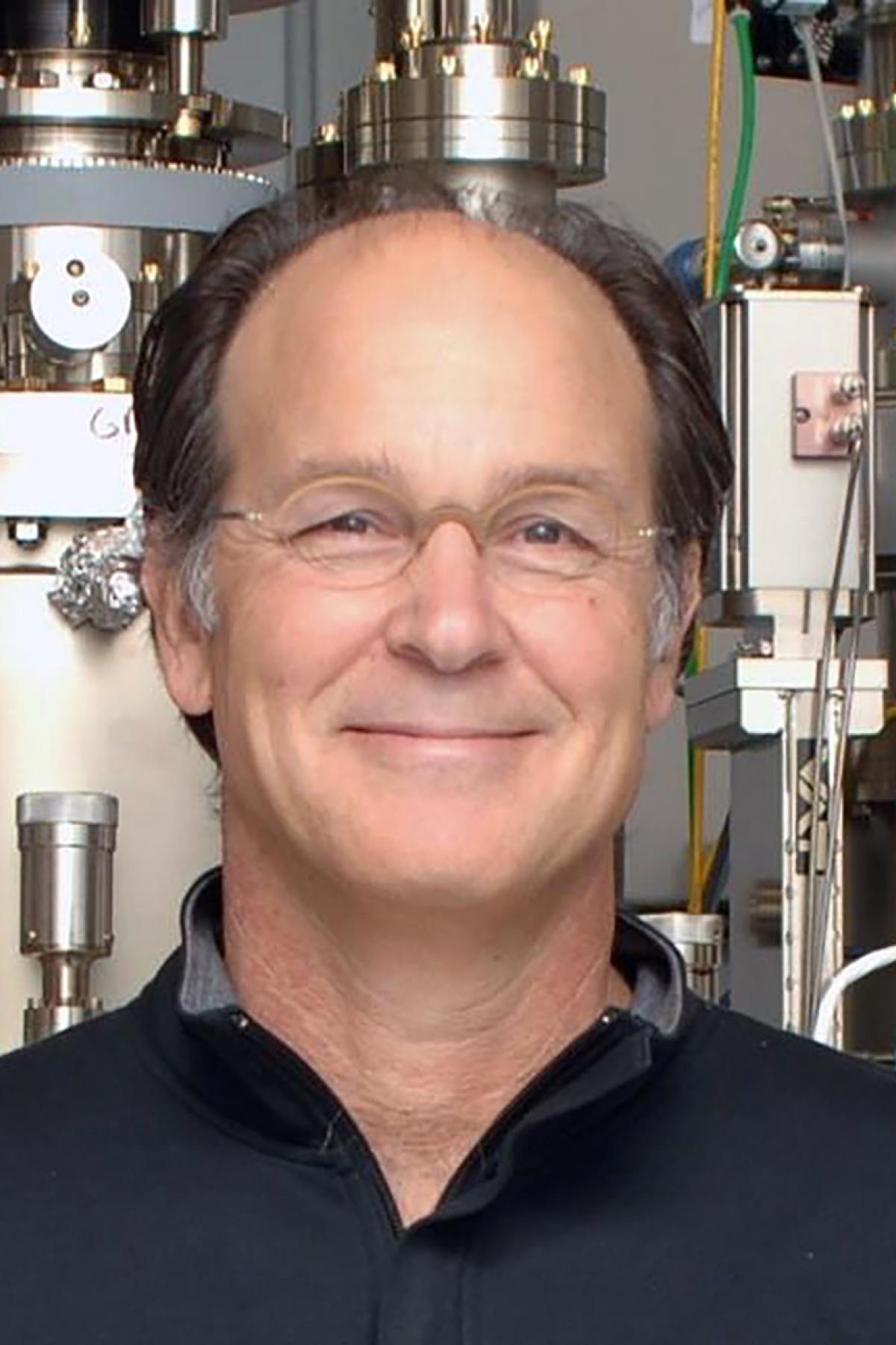 Professor Glenn Solomon