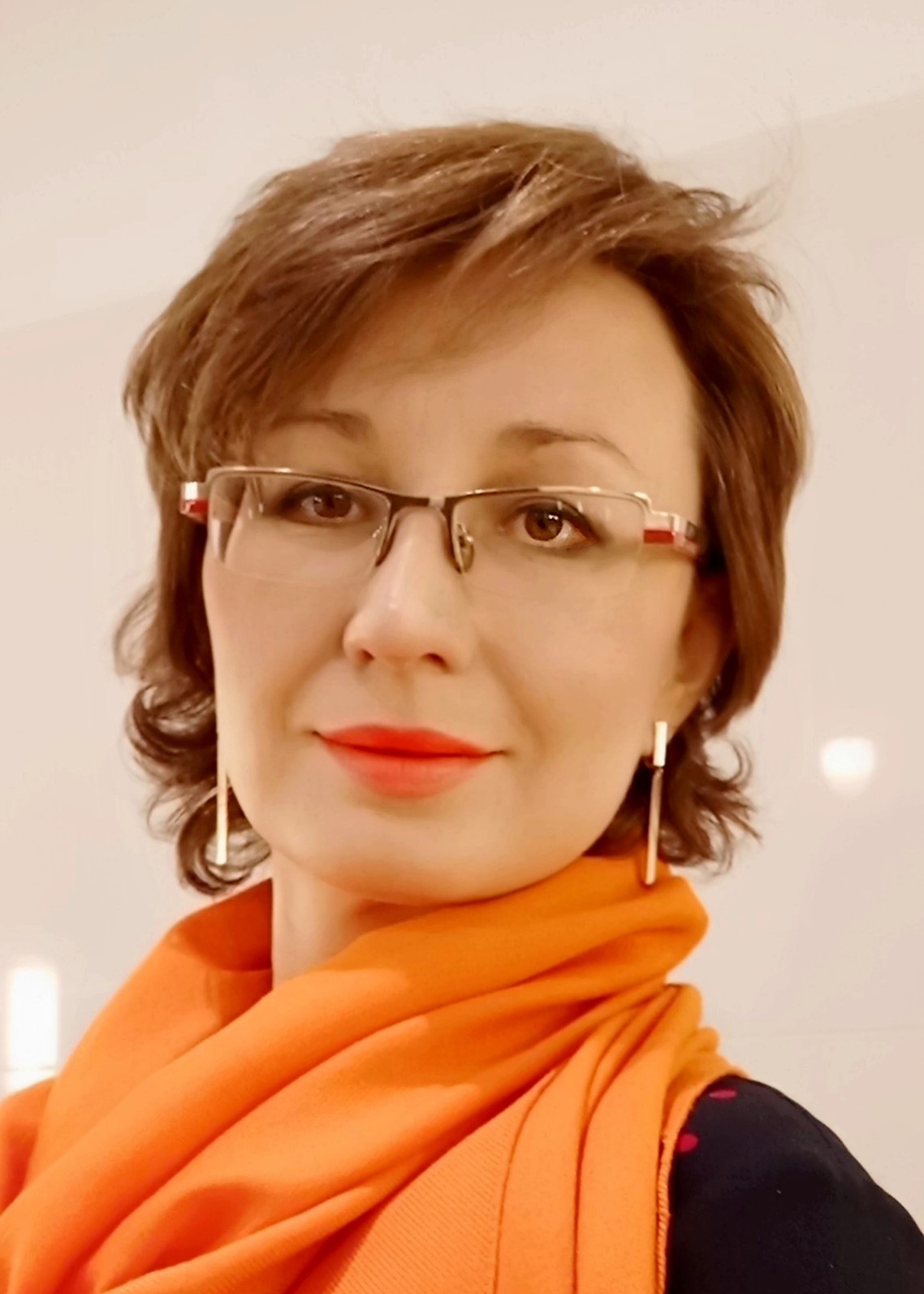 Dr Larissa Statsenko