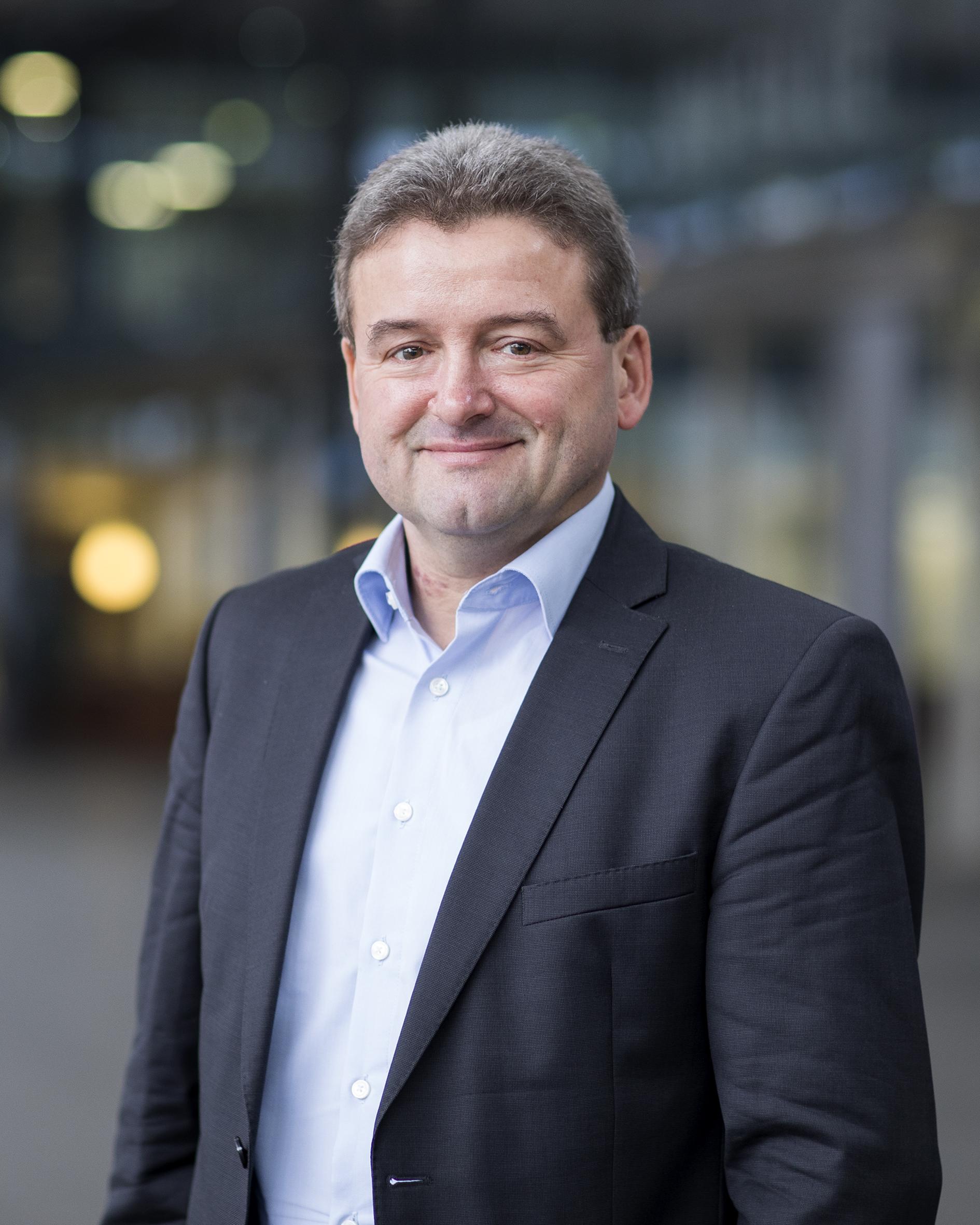 Volker Hessel