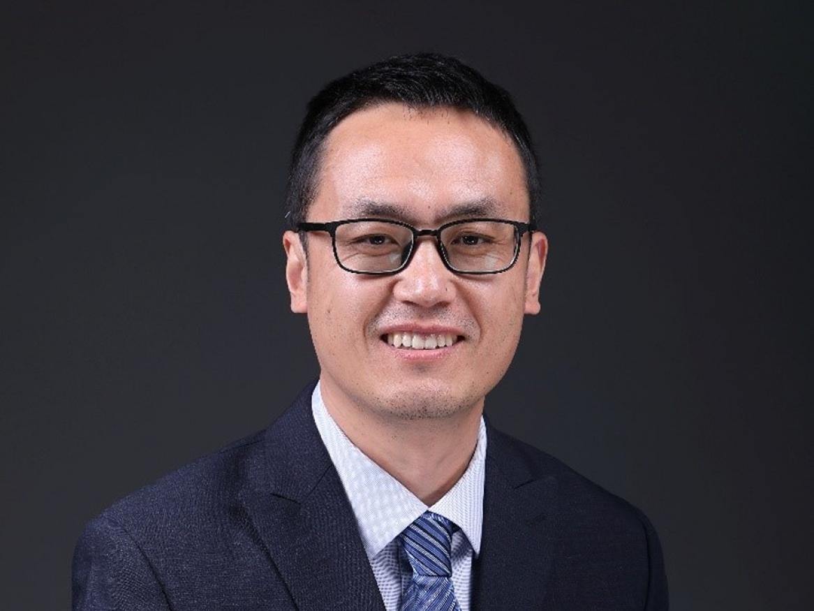 Professor Ming Xu