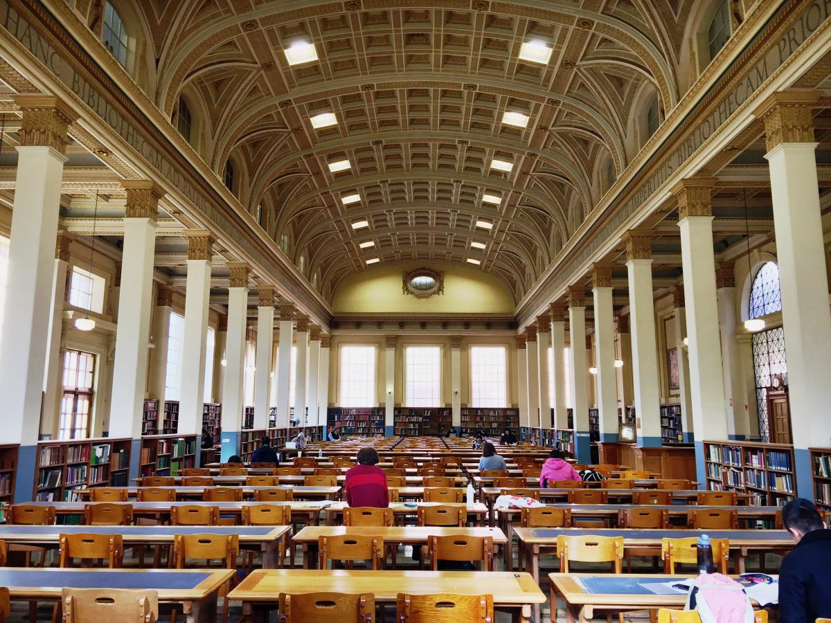 Barr Smith Library reading room.