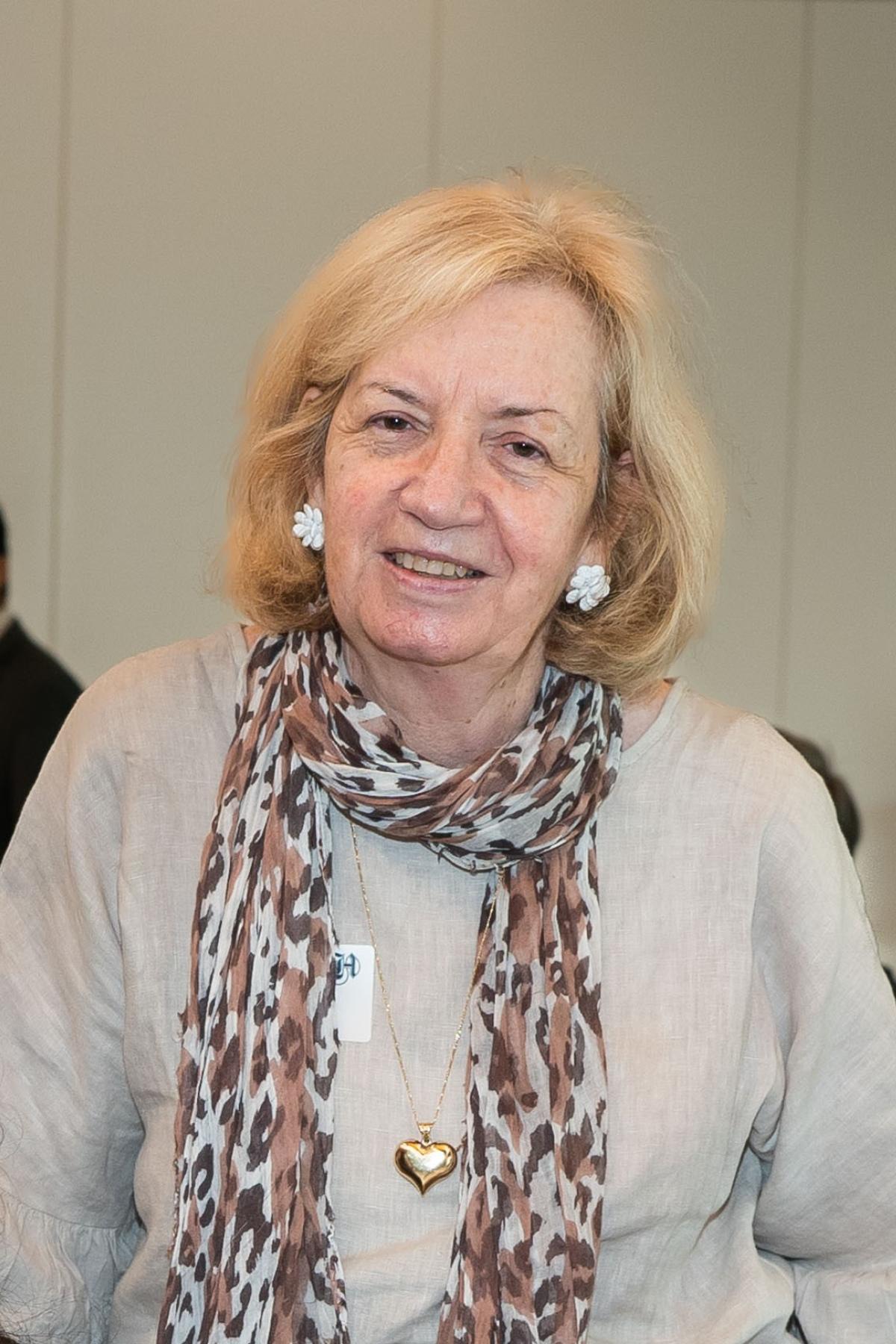 A portrait of Dr Sindy Millington