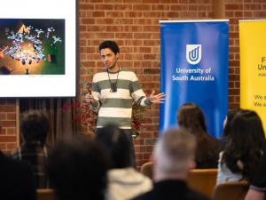Tohid Zarei presenting at Falling Walls Lab Adelaide 2025