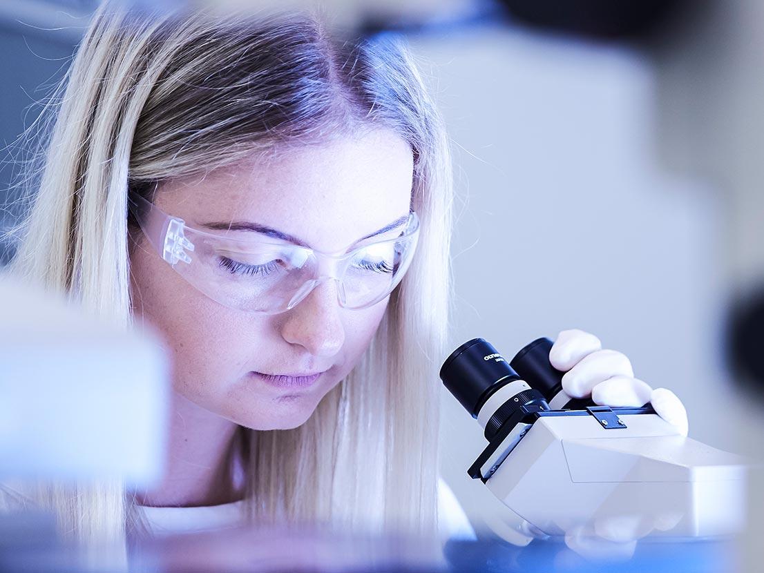 Adelaide-CSIRO iPhD Program
