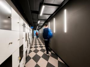 Photo of upgraded hallway with lockers in Barr Smith South