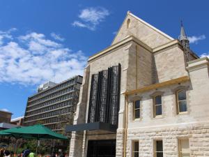 Photo of the newly restored Elder Hall facade looking towards the Napier building.