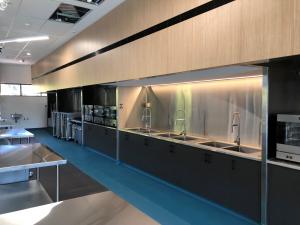 Sinks and equipment in the Food Innovation Laboratory