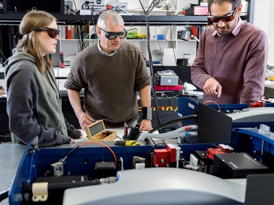 Jillian Moffatt, Nigel Spooner and Georgios Tsiminis with the UF facility dual-laser system