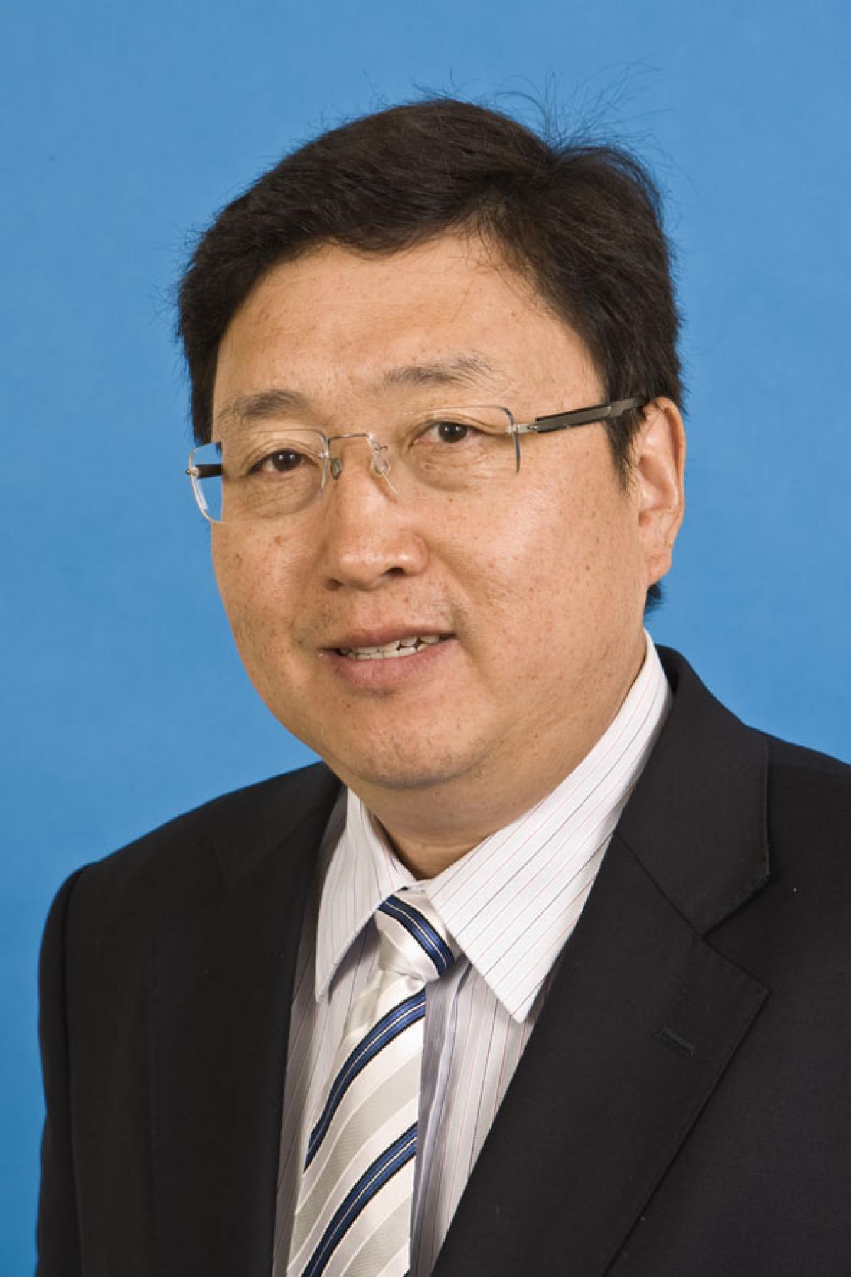 Prof Shizhang Qiao