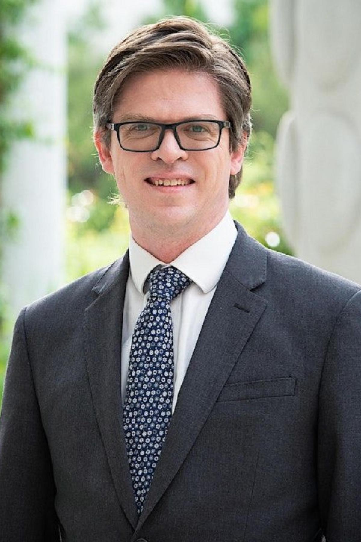 Professor Kris Ryan