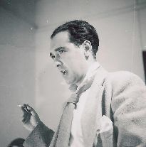 Max Harris, 1942