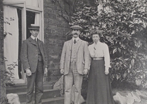 Robert Charles Bragg, William Henry Bragg and Gwendoline Bragg shortly before their departure from Adelaide, ca. 1908-1909