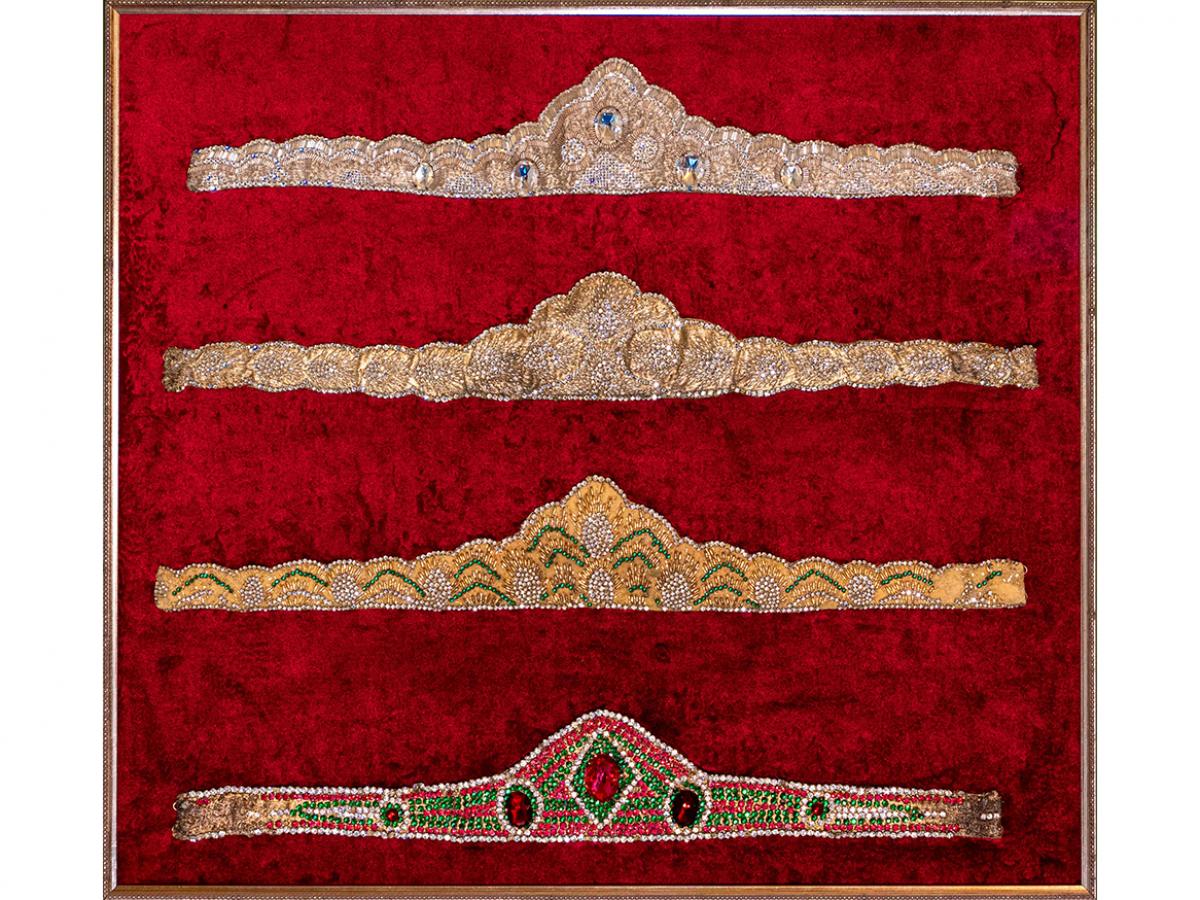 Clara Serena’s headdresses