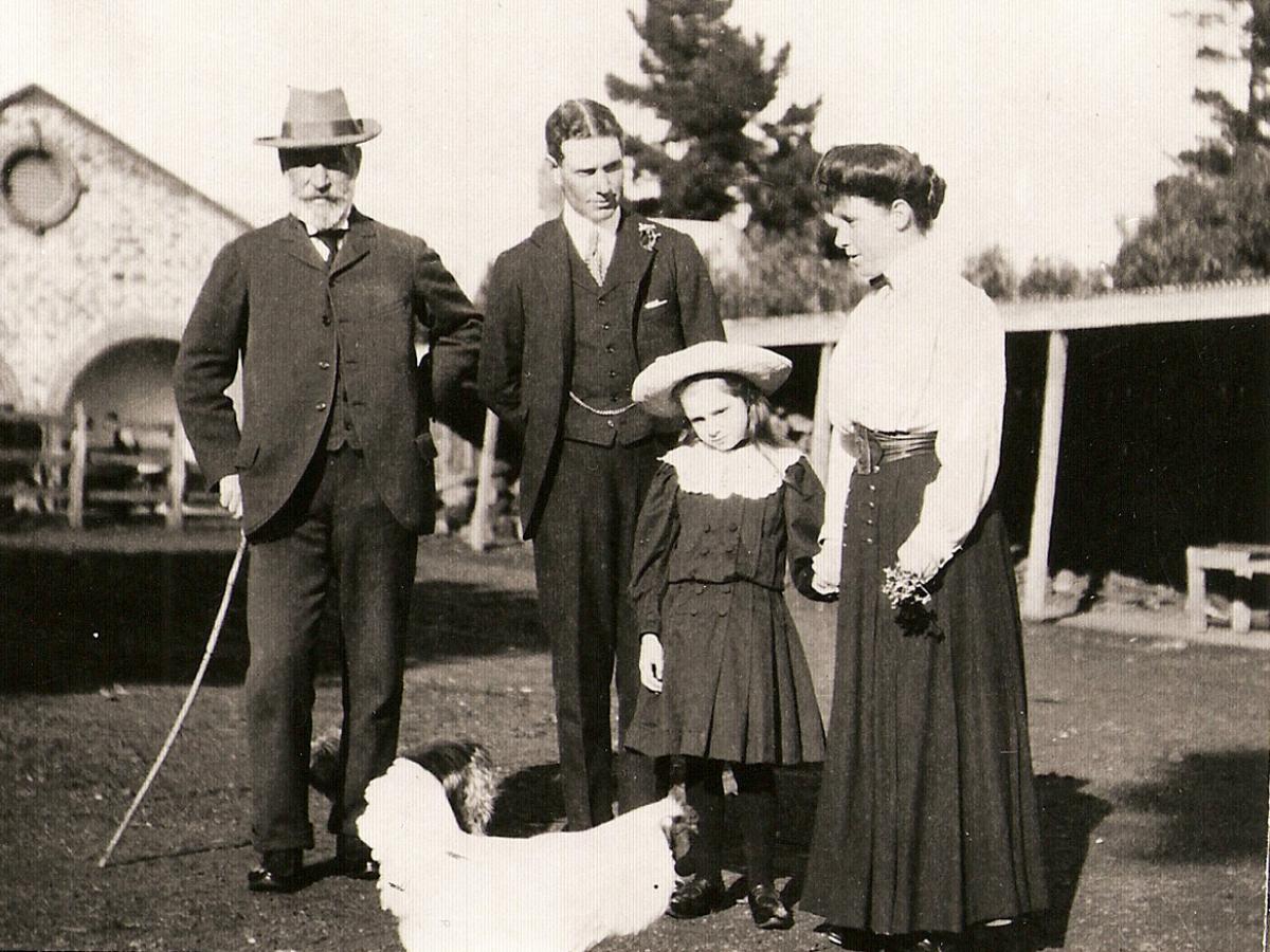 Peter Waite, David, Dorothy and Lily