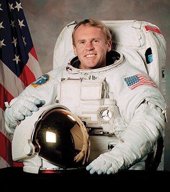 Dr Andy Thomas