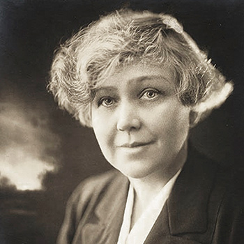 Dr Helen Mayo OBE