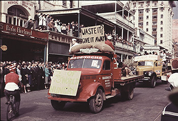 A scene from the 1959 Prosh parade through the streets of Adelaide