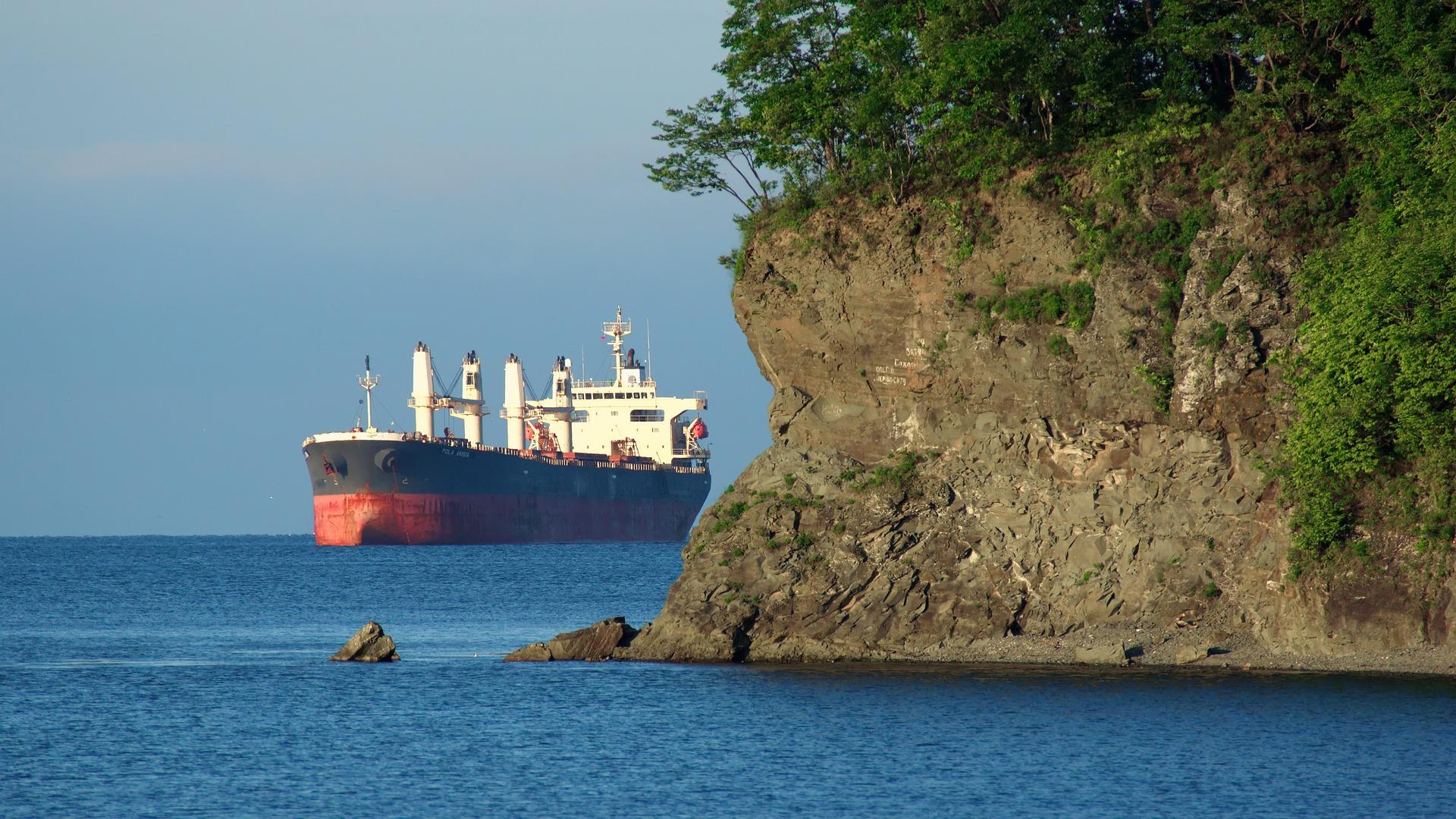 Container ship