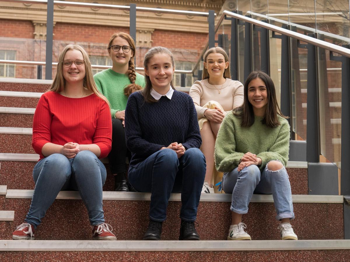 Five women STEM scholars