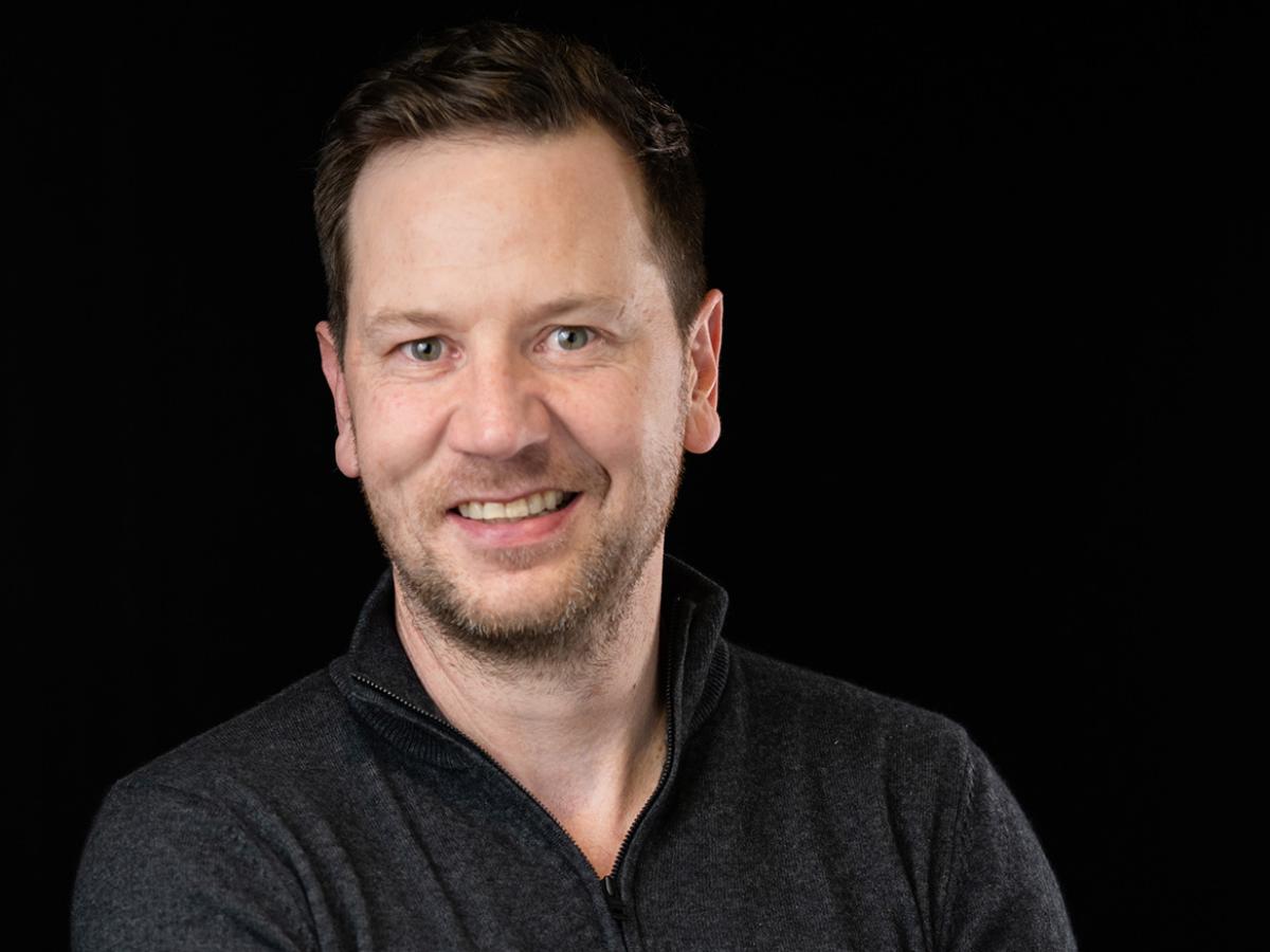 Dr. Lachlan Jolly