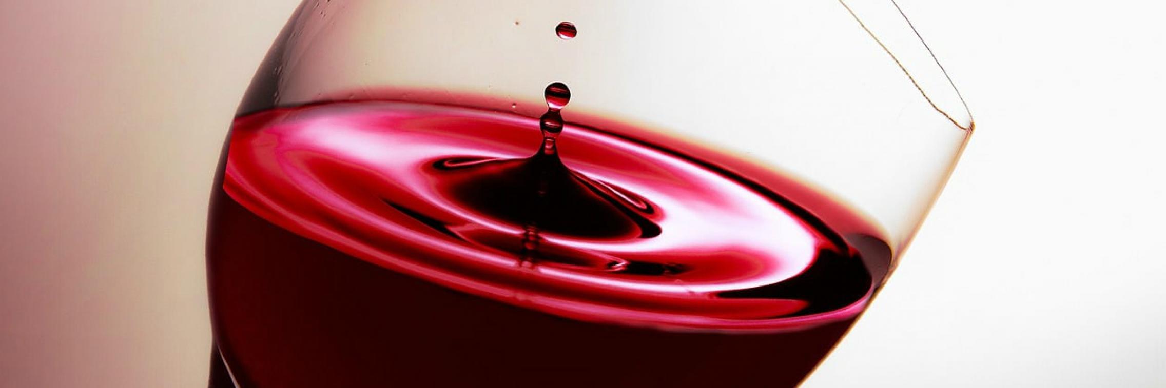 Red wine in glass