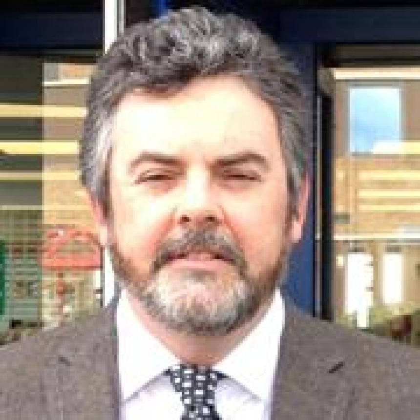 Professor Chris Leishman