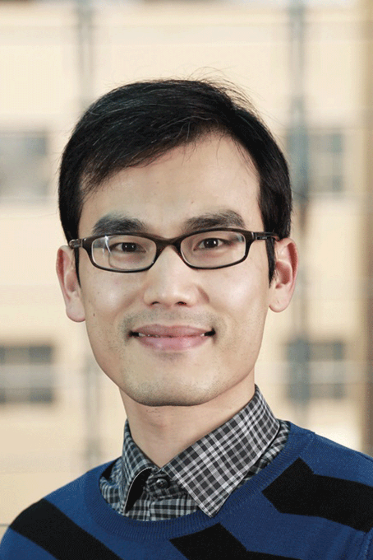 Associate Professor Alec Zuo