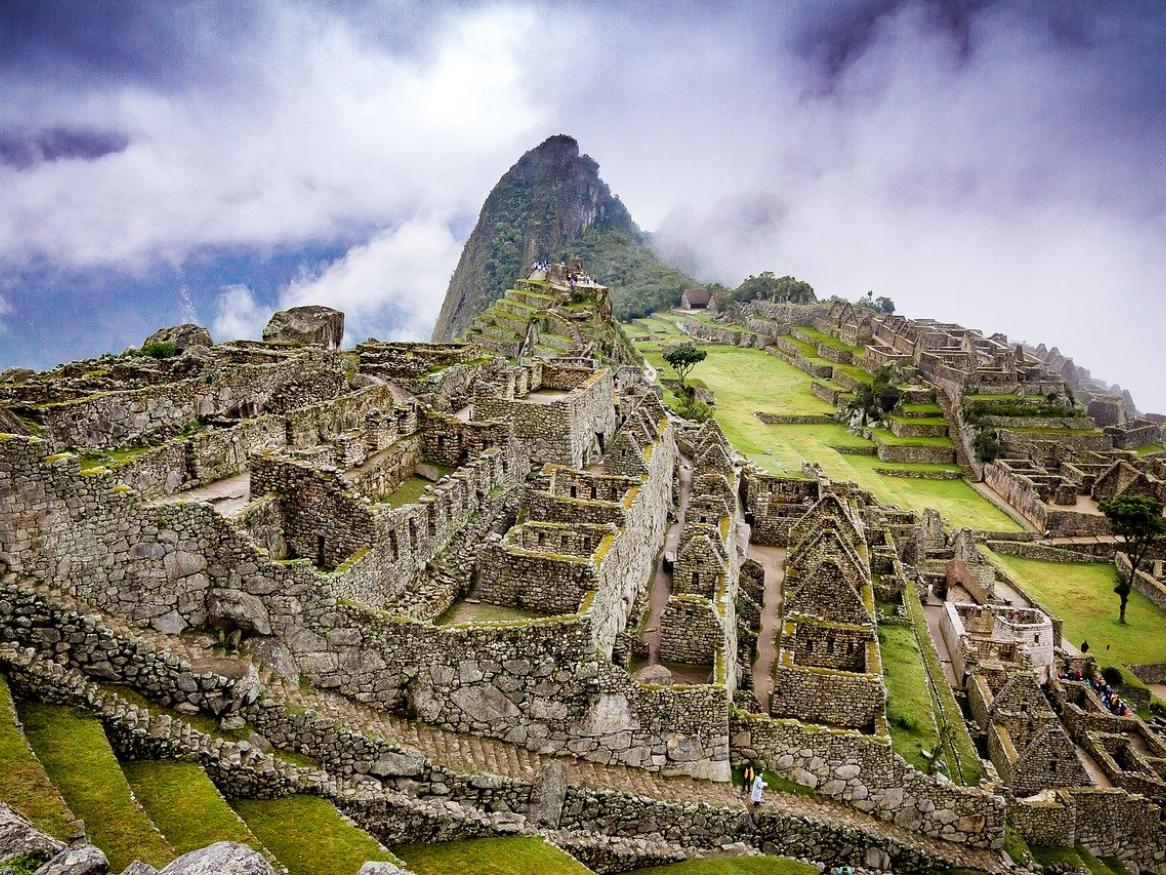 Landscape photo of Machu Picchu ruins