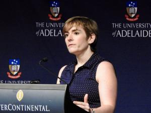 Dr Sarah Hunter