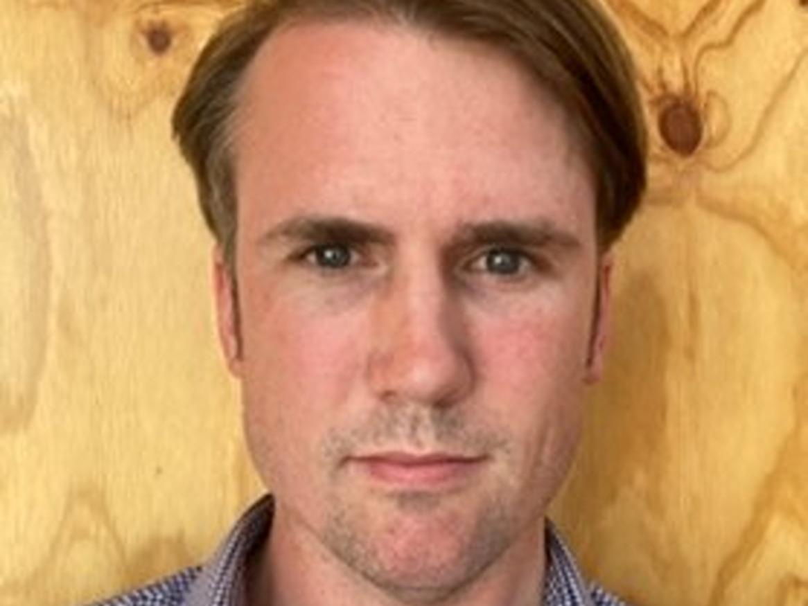 Dr Daniel Thomson