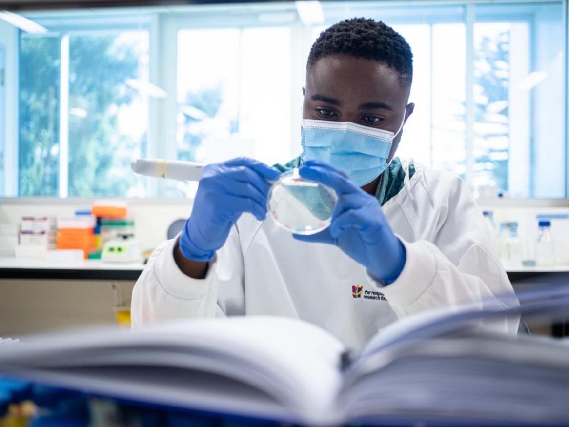 Dr Makutiro Masavuli
