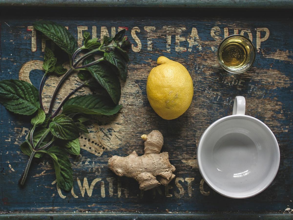 Ginger lemon tea