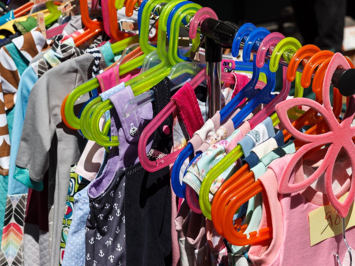 blogpic - pixabay - flea market - dresses