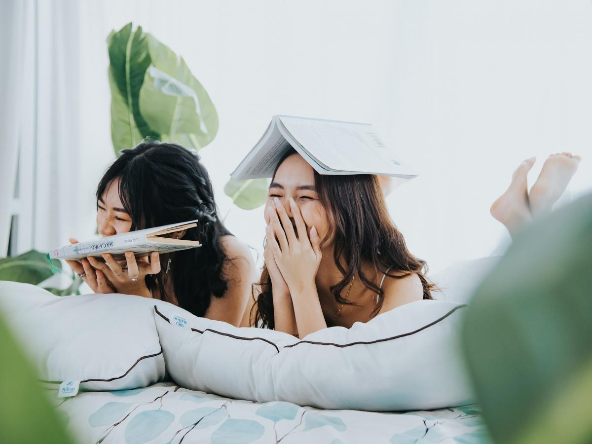 pixabay, girls laughing