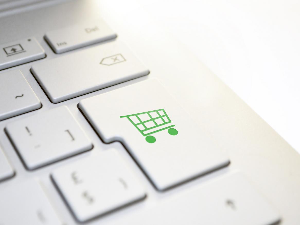 online shopping icon on keyboard