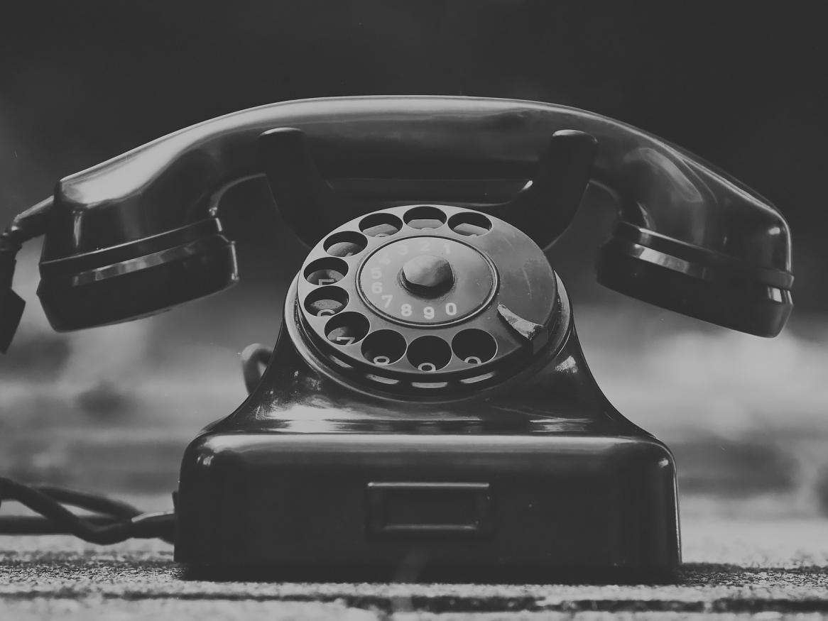 A dial phone 