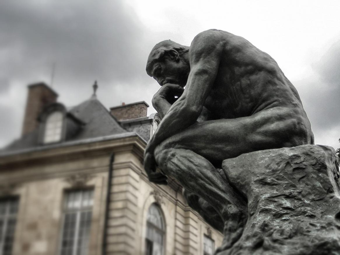 picture of "The Thinker" statue in Paris