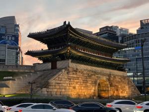 Rhys's photo of Sungnyemun Gate