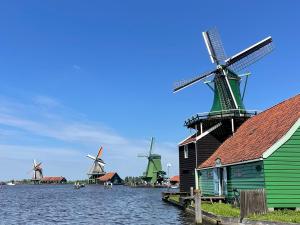 Zaanse Schans Windmills, taken by Bryan Lau (2024)