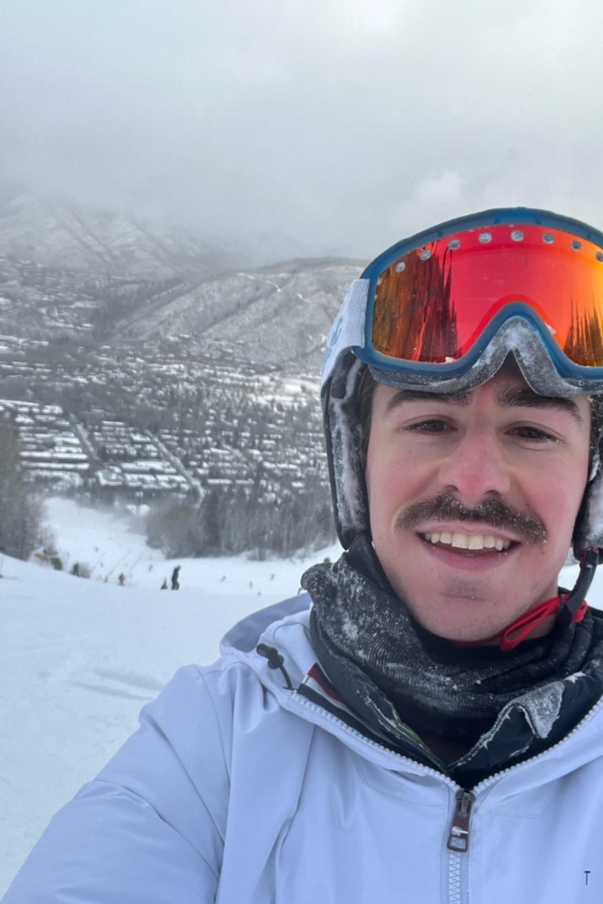 Chalton in the snowy mountains, USA (2023)