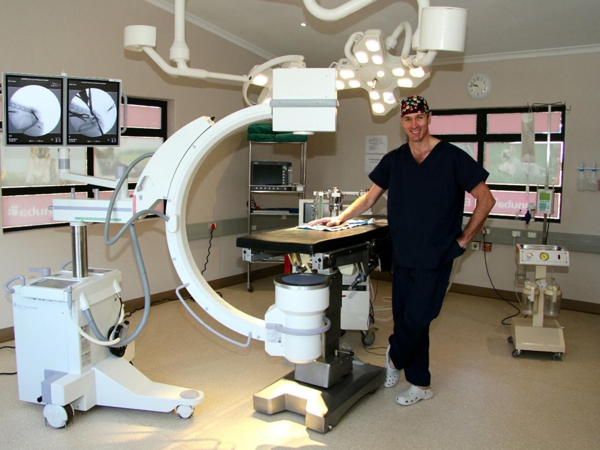 Dr Bruce Meyers