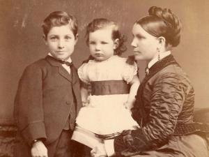 Matilda Waite with sons James and David, 1876